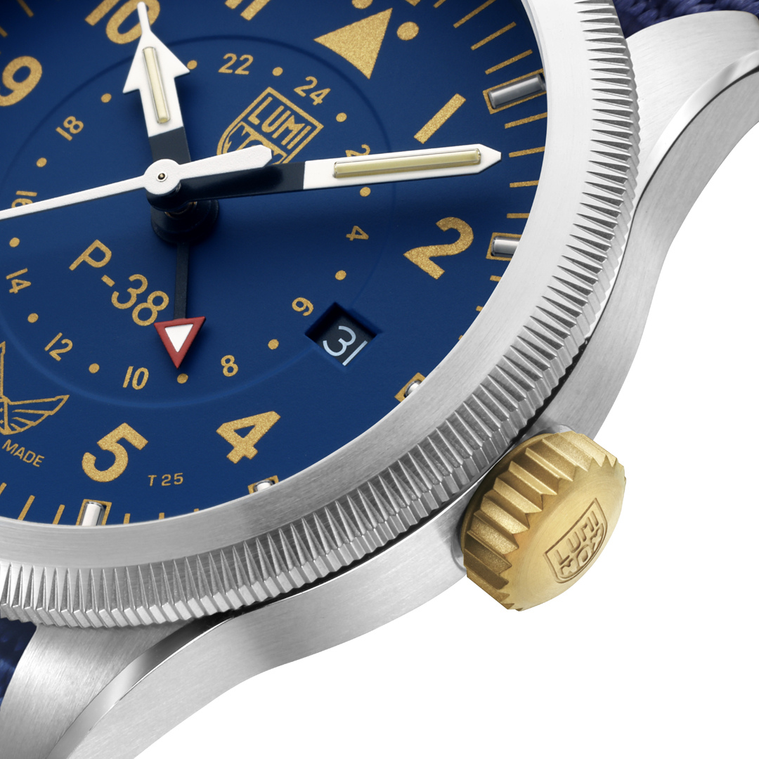 Luminox X VA The Guardian P-38 Lightning