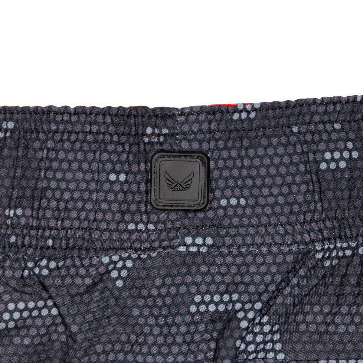 #color_black-camo