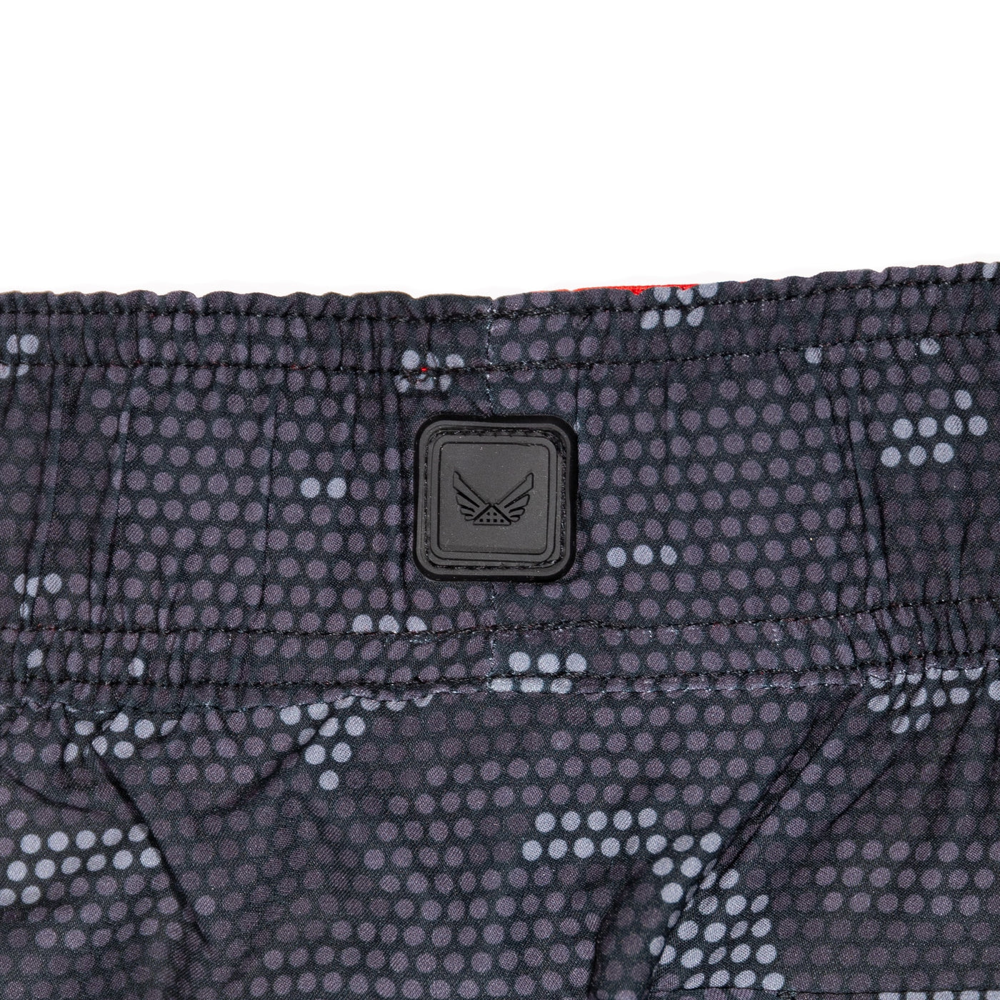 #color_black-camo